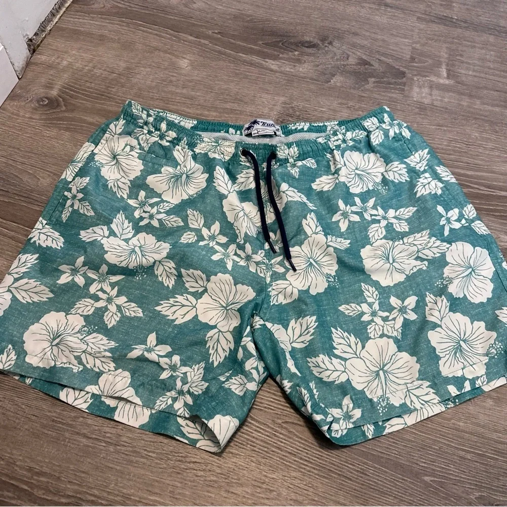 Mens Hawaiian Print Swim Trunks